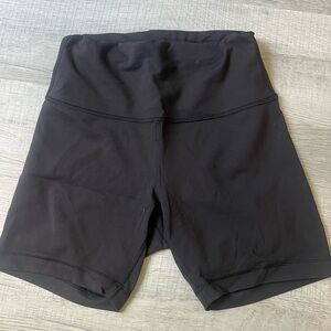 LULULEMON wunder train biker short